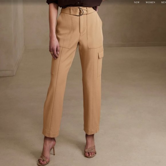 Banana Republic Pants - ❌SOLD❌ BANANA Republic SLIM REFINED STRETCH CARGO PANT Cream High waist Tapered